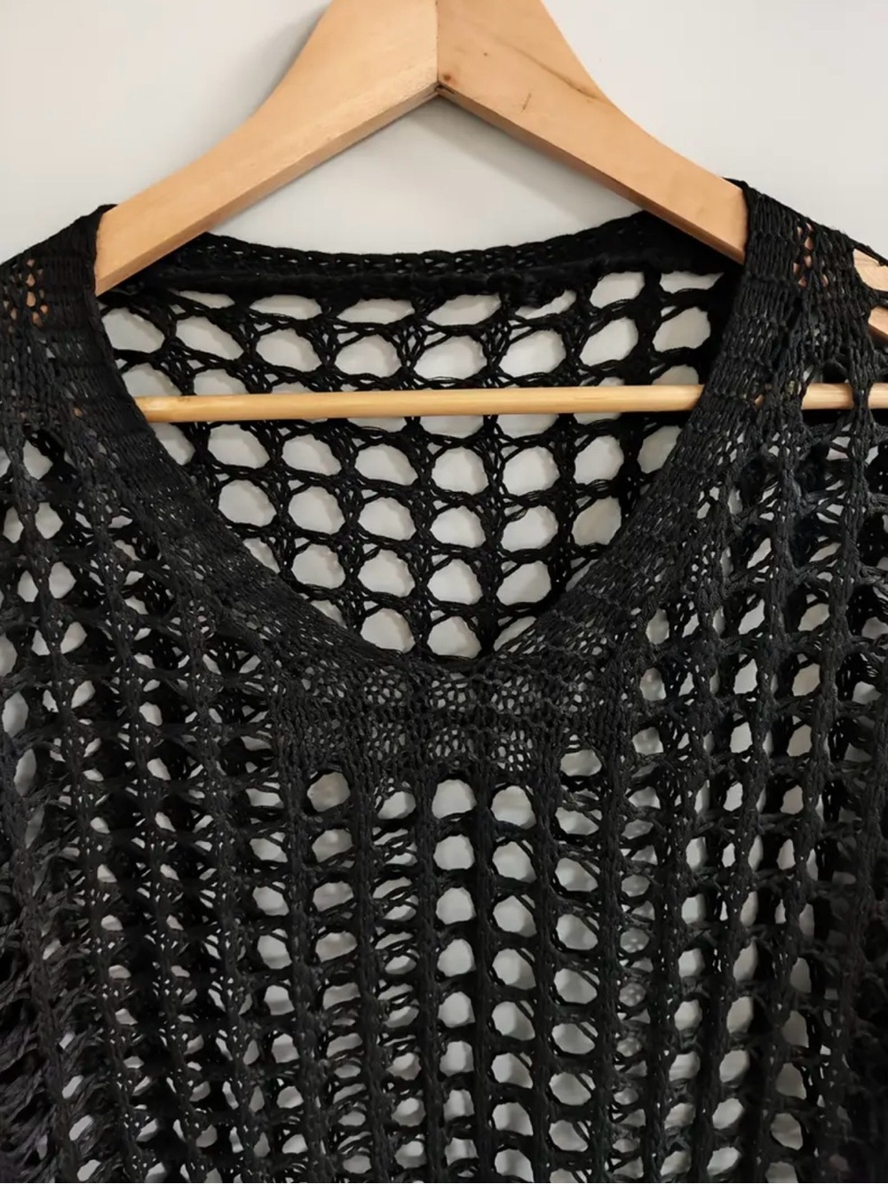 NWOT Women’s Black Open-Knit Off-Shoulder Sweater, Multiple Sizes - Picture 4 of 12